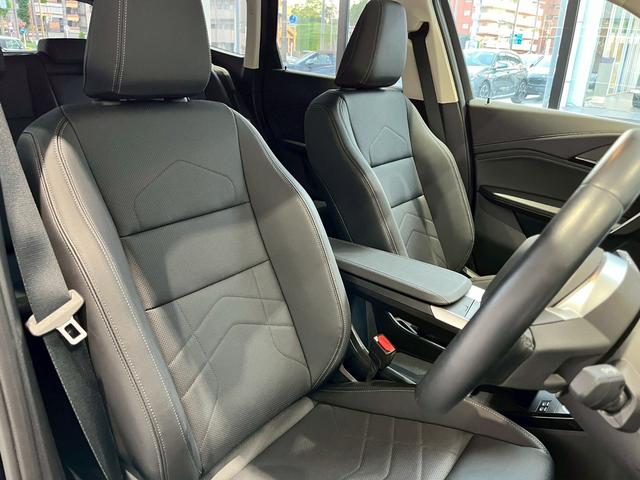 ｉＸ１ ｘＤｒｉｖｅ　３０　ｘライン　ハイラインパッケージ　全方位カメラ　Ｂｌｕｅｔｏｏｔｈ　認定中古車　シートヒーター　ヘッドアップディスプレイ　衝突被害軽減システム　電動パワーシート（17枚目）