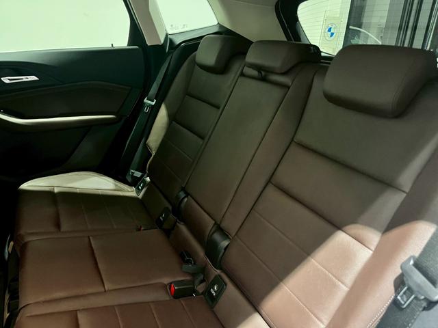 ２シリーズ ２１８ｉアクティブツアラー　認定中古車　ｈａｒｍａｎｋａｒｄｏｎ　ＡｐｐｌｅＣａｒＰｌａｙ　電動パワーシート　電動リアゲート（13枚目）