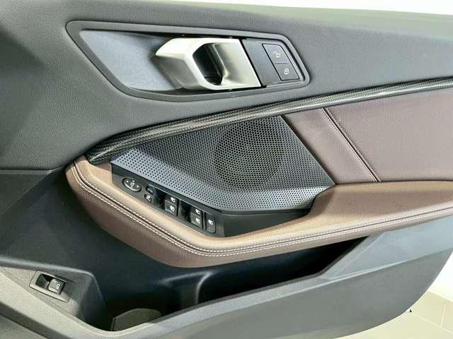 １シリーズ １１８ｉ　ファッショニスタ　ＥＴＣ　バックカメラ　ナビ　クリアランスソナー　オートクルーズコントロール　衝突被害軽減システム　アルミホイール　ＬＥＤヘッドランプ　スマートキー　アイドリングストップ　ＡＴ　盗難防止システム（10枚目）