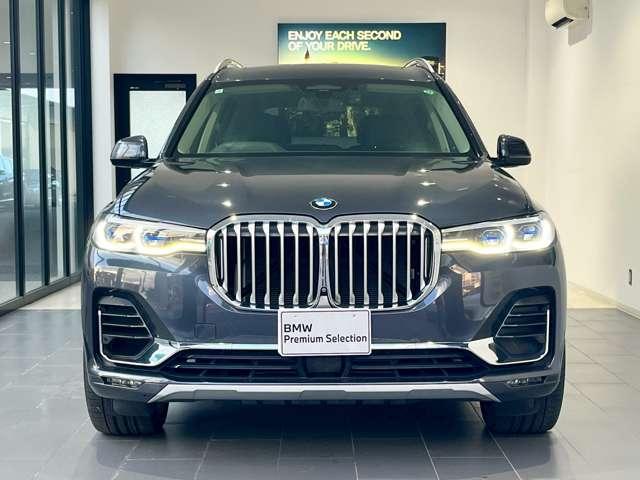 Ｘ７ ｘＤｒｉｖｅ　３５ｄ　４ＷＤ　全周囲カメラ　クリアランスソナー　オートクルーズコントロール　パワーシート　衝突被害軽減システム　サンルーフ　ターボ　ナビ　アルミホイール　スマートキー　アイドリングストップ　ＡＴ（13枚目）