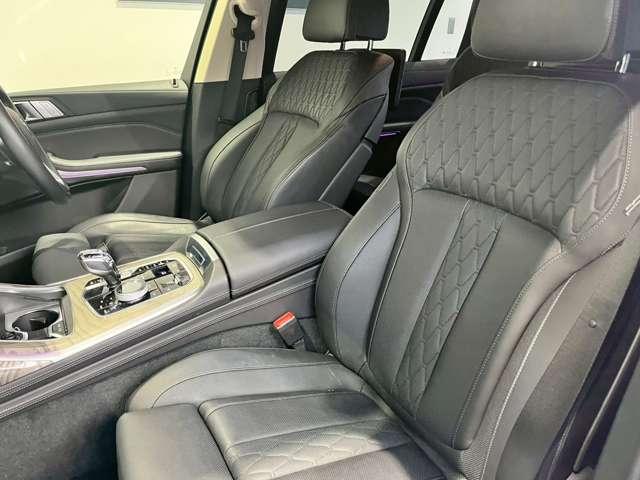 Ｘ７ ｘＤｒｉｖｅ　３５ｄ　４ＷＤ　全周囲カメラ　クリアランスソナー　オートクルーズコントロール　パワーシート　衝突被害軽減システム　サンルーフ　ターボ　ナビ　アルミホイール　スマートキー　アイドリングストップ　ＡＴ（33枚目）