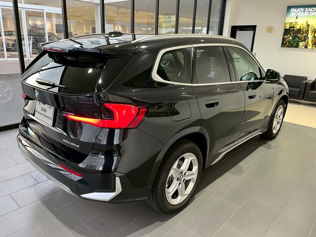 Ｘ１ ｘＤｒｉｖｅ　２０ｄ　ｘライン　認定中古車　全方位カメラ　ヘッドアップディスプレイ　クリアランスソナー　ＡｐｐｌｅＣａｒＰｌａｙ　電動パワーシート（7枚目）