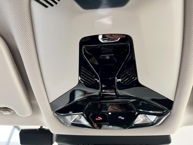 Ｘ１ ｘＤｒｉｖｅ　２０ｄ　ｘライン　認定中古車　全方位カメラ　ヘッドアップディスプレイ　クリアランスソナー　ＡｐｐｌｅＣａｒＰｌａｙ　電動パワーシート（28枚目）