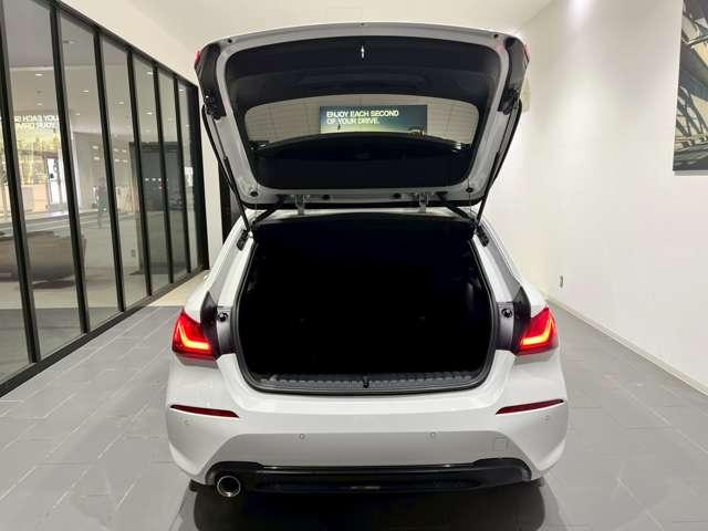 １シリーズ １１６ｉ　ドライブレコーダー　ＥＴＣ　バックカメラ　ナビ　クリアランスソナー　オートクルーズコントロール　衝突被害軽減システム　アルミホイール　ＬＥＤヘッドランプ　ＡＴ　盗難防止システム　ＡＢＳ　ＥＳＣ（19枚目）