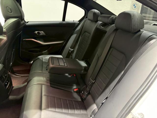 �y�ʎB�e����܂��z�����̕��ł���΂��Ԃ̏�Ԃ��킩�炸�������i�܂Ȃ��Ƃ���������������������Ǝv���܂��B���ǂ��ɂ��˗�������΂��q�l�̋C�ɂȂ�|�C���g�����q�l�̖ڐ��Ŋm�F�����A���v���܂��B