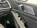 Ｘ７ ｘＤｒｉｖｅ　３５ｄ　４ＷＤ　全周囲カメラ　クリアランスソナー　オートクルーズコントロール　パワーシート　衝突被害軽減システム　サンルーフ　ターボ　ナビ　アルミホイール　スマートキー　アイドリングストップ　ＡＴ（7枚目）