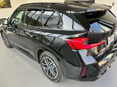 【展示場について】九州エリア最大級の展示場常時３０台以上のＢＭＷを展示しております。入庫する予定車両やＮＥＴ掲載が間に合っていない車両も御座いますので是非一度お問い合わせ下さい。 6