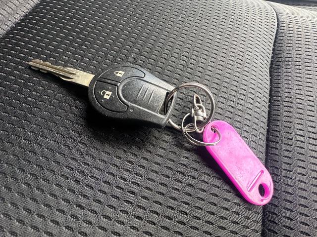 アトラストラック フルスーパーローＤＸ　３．０ディーゼルターボ　平ボディ　フロア５速　積載量１５００ｋｇ　４ナンバー　イージーヒルスタート　左側電動格納ミラー　リアＷタイヤ　タイミングチェーン　三方開　エアバッグ　取扱説明書　点検記録簿（34枚目）