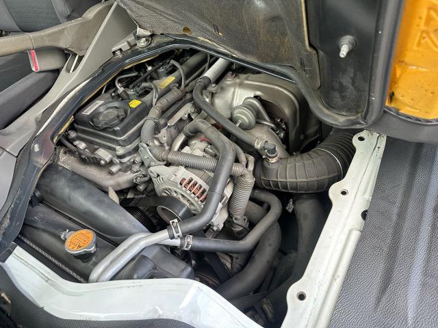 アトラストラック フルスーパーローＤＸ　３．０ディーゼルターボ　平ボディ　フロア５速　積載量１５００ｋｇ　４ナンバー　イージーヒルスタート　左側電動格納ミラー　リアＷタイヤ　タイミングチェーン　三方開　エアバッグ　取扱説明書　点検記録簿（37枚目）