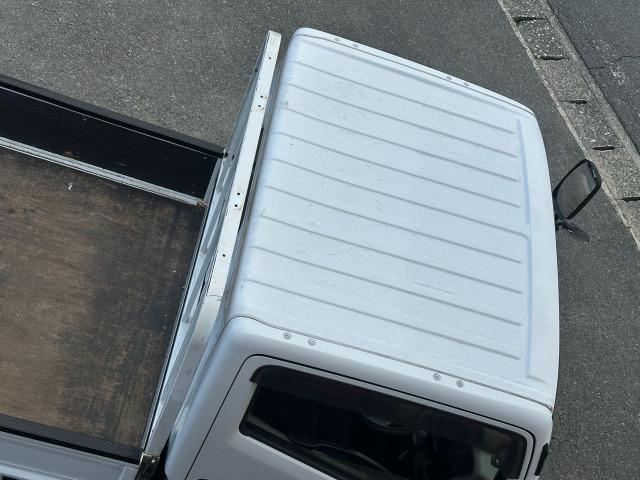 アトラストラック フルスーパーローＤＸ　３．０ディーゼルターボ　平ボディ　フロア５速　積載量１５００ｋｇ　４ナンバー　イージーヒルスタート　左側電動格納ミラー　リアＷタイヤ　タイミングチェーン　三方開　エアバッグ　取扱説明書　点検記録簿（38枚目）