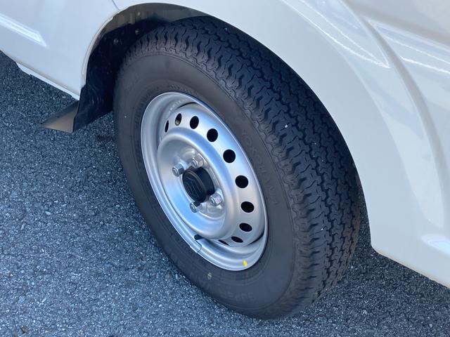 キャリイトラック ＫＸ　７型　ＣＤプレイヤー　衝突被害軽減ブレーキ　オートライト　衝突被害軽減システム　アイドリングストップ　横滑り防止機能　衝突安全ボディ　ＬＥＤヘッドライト　ＣＤプレイヤー　キーレスエントリー（9枚目）