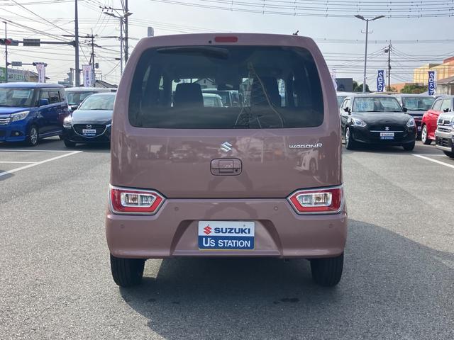 ワゴンＲ ＦＸ　４型　ＣＤプレイヤー　キーレスプッシュスタート　オートライト　プッシュスタート　オートエアコン　衝突被害軽減システム　横滑り防止機能　衝突安全ボディ　盗難防止システム　ＣＤプレイヤー　リモコンキー　マルチインフォメーションディスプレイ　タコメーター（9枚目）