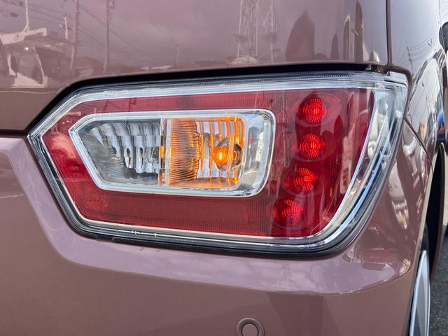 ワゴンＲ ＦＸ　４型　ＣＤプレイヤー　キーレスプッシュスタート　オートライト　プッシュスタート　オートエアコン　衝突被害軽減システム　横滑り防止機能　衝突安全ボディ　盗難防止システム　ＣＤプレイヤー　リモコンキー　マルチインフォメーションディスプレイ　タコメーター（15枚目）