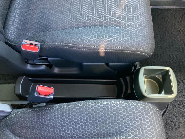 ハスラー タフワイルド　３型　ナビ　ドラレコ　全方位Ｃ　２トーンカラー　ドライブレコーダー　オートライト　Ｂｌｕｅｔｏｏｔｈ　純正ナビ　プッシュスタート　シートヒーター　オートエアコン　衝突被害軽減システム　横滑り防止機能　衝突安全ボディ　盗難防止システム　全方位カメラ（43枚目）