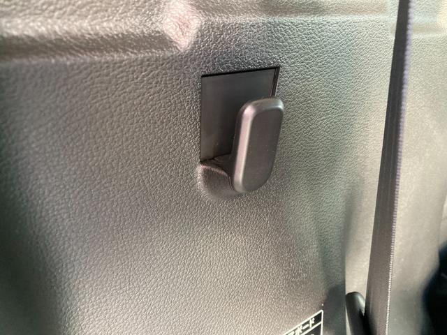 ハスラー タフワイルド　３型　ナビ　ドラレコ　全方位Ｃ　２トーンカラー　ドライブレコーダー　オートライト　Ｂｌｕｅｔｏｏｔｈ　純正ナビ　プッシュスタート　シートヒーター　オートエアコン　衝突被害軽減システム　横滑り防止機能　衝突安全ボディ　盗難防止システム　全方位カメラ（69枚目）