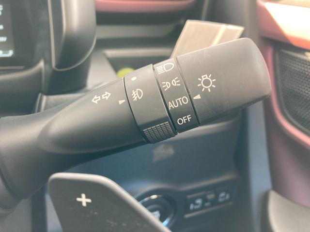 スペーシアカスタム カスタム　ＨＹＢＲＩＤ　ＸＳターボ　ナビ　全方位Ｃ　ＡＣＣ　オートライト　Ｂｌｕｅｔｏｏｔｈ　スライドドア　純正ナビ　プッシュスタート　シートヒーター　オートエアコン　衝突被害軽減システム　横滑り防止機能　衝突安全ボディ　盗難防止システム　全方位カメラ（29枚目）