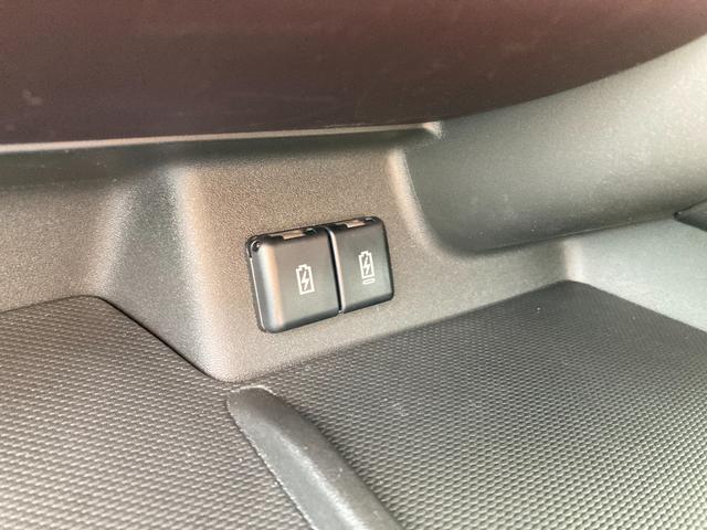 スペーシアカスタム カスタム　ＨＹＢＲＩＤ　ＸＳターボ　ナビ　全方位Ｃ　ＡＣＣ　オートライト　Ｂｌｕｅｔｏｏｔｈ　スライドドア　純正ナビ　プッシュスタート　シートヒーター　オートエアコン　衝突被害軽減システム　横滑り防止機能　衝突安全ボディ　盗難防止システム　全方位カメラ（47枚目）