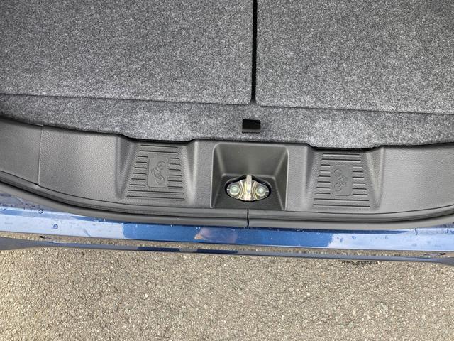 スペーシアカスタム カスタム　ＨＹＢＲＩＤ　ＸＳターボ　ナビ　全方位Ｃ　ＡＣＣ　オートライト　Ｂｌｕｅｔｏｏｔｈ　スライドドア　純正ナビ　プッシュスタート　シートヒーター　オートエアコン　衝突被害軽減システム　横滑り防止機能　衝突安全ボディ　盗難防止システム　全方位カメラ（68枚目）