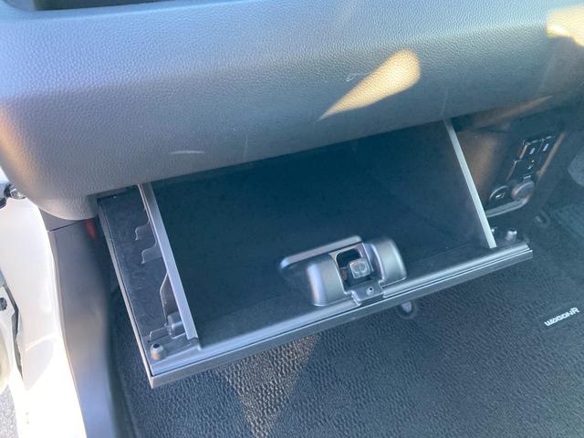 �Ԍ��؂����Ă����̂ɂƂ��Ă��֗��ȃO���[�u�{�b�N�X��