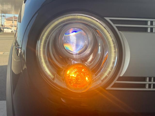 アルトラパン Ｘ　ナビ　全方位カメラ　キーレスプッシュ　衝突被害軽減Ｂ　ナビ　プッシュスタート　シートヒーター　オートエアコン　衝突被害軽減システム　アイドリングストップ　横滑り防止機能　衝突安全ボディ　ＨＩＤヘッドライト　バニティミラー照明付き　盗難防止システム（14枚目）