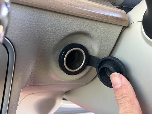 アルトラパン Ｘ　ナビ　全方位カメラ　キーレスプッシュ　衝突被害軽減Ｂ　ナビ　プッシュスタート　シートヒーター　オートエアコン　衝突被害軽減システム　アイドリングストップ　横滑り防止機能　衝突安全ボディ　ＨＩＤヘッドライト　バニティミラー照明付き　盗難防止システム（35枚目）