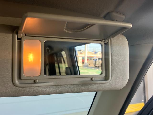 アルトラパン Ｘ　ナビ　全方位カメラ　キーレスプッシュ　衝突被害軽減Ｂ　ナビ　プッシュスタート　シートヒーター　オートエアコン　衝突被害軽減システム　アイドリングストップ　横滑り防止機能　衝突安全ボディ　ＨＩＤヘッドライト　バニティミラー照明付き　盗難防止システム（39枚目）