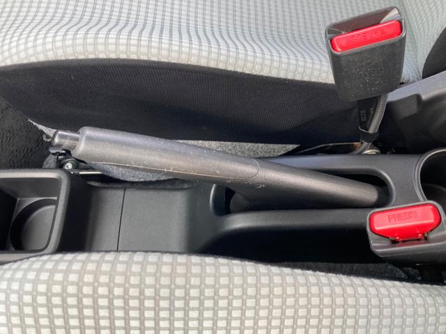 アルト Ｘ　ＣＤプレーヤー　ドライブレコーダー　シートヒーター　ドライブレコーダー　プッシュスタート　シートヒーター　オートエアコン　衝突被害軽減システム　アイドリングストップ　横滑り防止機能　衝突安全ボディ　盗難防止システム　ＣＤプレーヤー（53枚目）