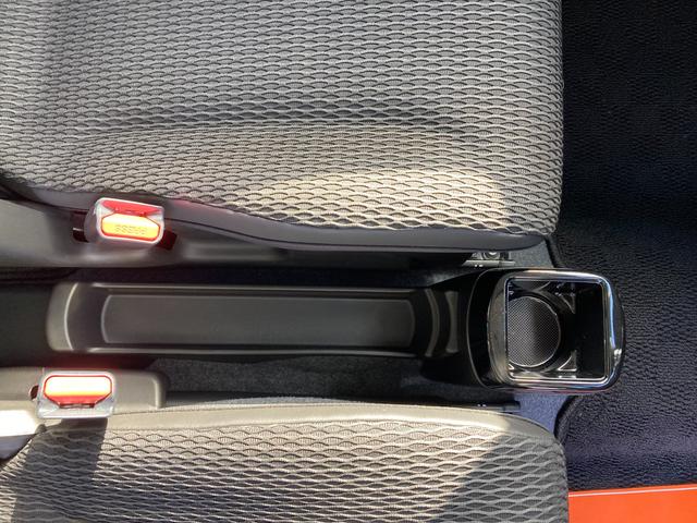 ハスラー ＨＹＢＲＩＤ　Ｘ　３型　２トーン　ＡＣＣ　前席シートヒーター　オートライト　プッシュスタート　シートヒーター　オートエアコン　衝突被害軽減システム　横滑り防止機能　衝突安全ボディ　盗難防止システム　アイドリングストップ　アダクティブクルーズコントロール（38枚目）