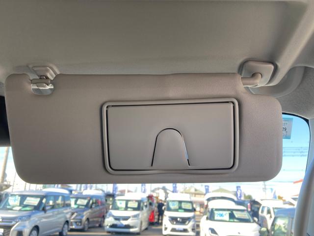 �T���o�C�U�[�ɂ̓`�P�b�g�z���_�[������