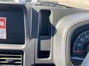 スーパーキャリイ X 5型 LEDライト 衝突被害軽減B オートライト 衝突被害軽減システム 横滑り防止機能 衝突安全ボディ LEDヘッドライト マニュアルエアコン 荷台灯 パワーステアリング パワーウインド リアゲートチェーン メッキドアハンドル(27枚目)