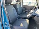 運転席にもゆったり座ることができますよ☆