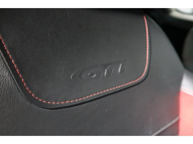 ＧＴｉ　純正ナビ＆フルセグ　ブラックハーフレザーシート　クリアランスソナー　オートライト　クルーズコントロール　オートエアコン　オートワイパー　ＨＩＤライト　ＥＴＣ　アルミフットペダル　禁煙車(50枚目)