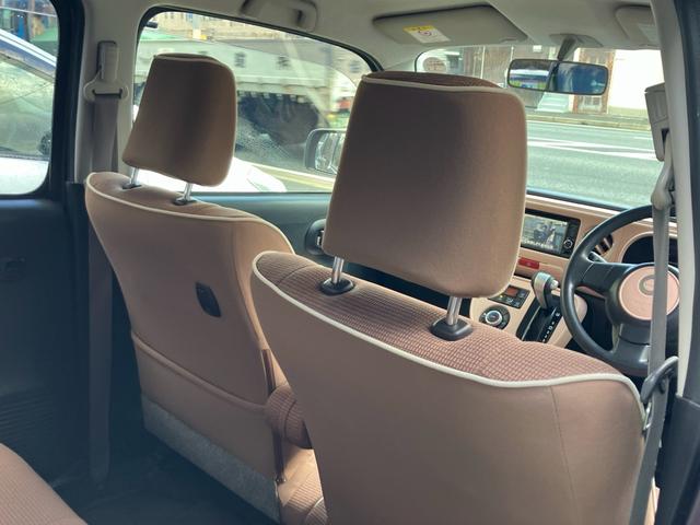 ミラココア ココアプラスＸリミテッド　ＬＥＤヘッドライト　ＣＤＤＶＤ再生　バックカメラ　Ｂｌｕｅｔｏｏｔｈ　スマートキー　ベンチシート　アイドリングストップ　ルーフレール（18枚目）