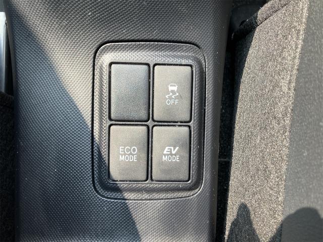 アクア Ｇ　Ｇ’ｓ　ＥＴＣ　バックカメラ　ナビ　ＴＶ　オートクルーズコントロール　アルミホイール　オートライト　ＬＥＤヘッドランプ　スマートキー　電動格納ミラー　ＣＶＴ　衝突安全ボディ　ＡＢＳ　ＥＳＣ　ＣＤ（38枚目）