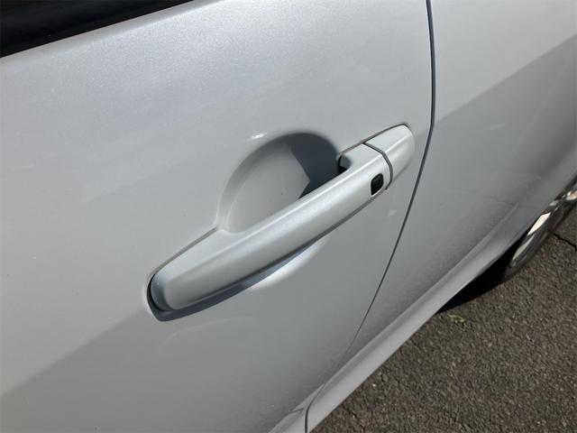スイフト ＸＳ　バックカメラ　ナビ　ＴＶ　オートクルーズコントロール　アルミホイール　スマートキー　電動格納ミラー　ＣＶＴ　盗難防止システム　衝突安全ボディ　ＡＢＳ　ＥＳＣ　ＣＤ　ＤＶＤ再生（22枚目）