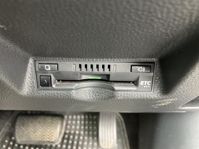 ヤリスクロス ハイブリッドG ドライブレコーダー ETC バックカメラ クリアランスソナー オートクルーズコントロール レーンアシスト 衝突被害軽減システム ナビ TV オートマチックハイビーム オートライト 電動リアゲート(50枚目)