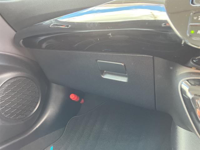 プリウス S ドライブレコーダー ETC レーンアシスト オートクルーズコントロール 衝突被害軽減システム バックカメラ ナビ TV アルミホイール オートマチックハイビーム オートライト LEDヘッドランプ(39枚目)