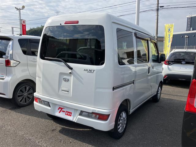 ハイゼットカーゴ ＤＸ　ＳＡＩＩＩ　ＡＴ　衝突被害軽減システム　ドライブレコーダー　ＥＴＣ　ナビ　ＴＶ　バックカメラ　両側スライドドア　キーレスエントリー　アイドリングストップ　オートマチックハイビーム　アルミホイール　ＡＢＳ（15枚目）