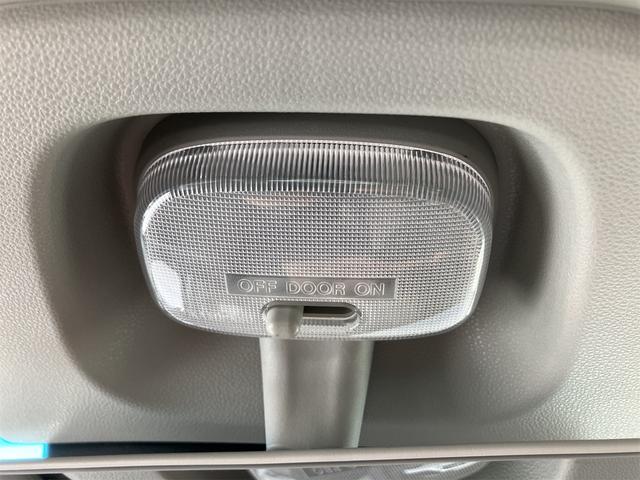 ハイゼットカーゴ ＤＸ　ＳＡＩＩＩ　ＡＴ　衝突被害軽減システム　ドライブレコーダー　ＥＴＣ　ナビ　ＴＶ　バックカメラ　両側スライドドア　キーレスエントリー　アイドリングストップ　オートマチックハイビーム　アルミホイール　ＡＢＳ（41枚目）