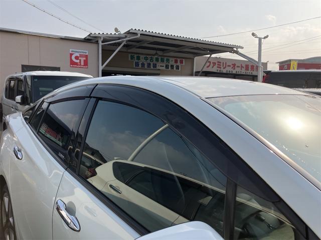 プリウス Ａツーリングセレクション　ＢＬＵＥＴＯＯＴＨ　Ｃソナー　ＵＳＢ入力　シートＨ　レーンキープ　スマキー　イモビライザー　バックモニター　クルコン　ＬＥＤヘッドライト　ＤＶＤ視聴可　ＥＴＣ　ナビＴＶ　メモリーナビゲーション　ＡＡＣ（16枚目）