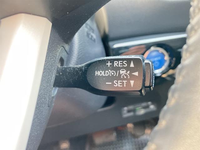 プリウス Ａツーリングセレクション　ＢＬＵＥＴＯＯＴＨ　Ｃソナー　ＵＳＢ入力　シートＨ　レーンキープ　スマキー　イモビライザー　バックモニター　クルコン　ＬＥＤヘッドライト　ＤＶＤ視聴可　ＥＴＣ　ナビＴＶ　メモリーナビゲーション　ＡＡＣ（27枚目）