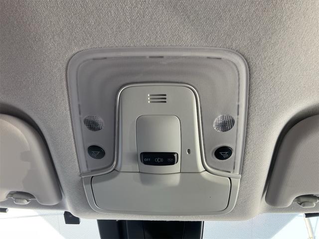 プリウス Ａツーリングセレクション　ＢＬＵＥＴＯＯＴＨ　Ｃソナー　ＵＳＢ入力　シートＨ　レーンキープ　スマキー　イモビライザー　バックモニター　クルコン　ＬＥＤヘッドライト　ＤＶＤ視聴可　ＥＴＣ　ナビＴＶ　メモリーナビゲーション　ＡＡＣ（29枚目）