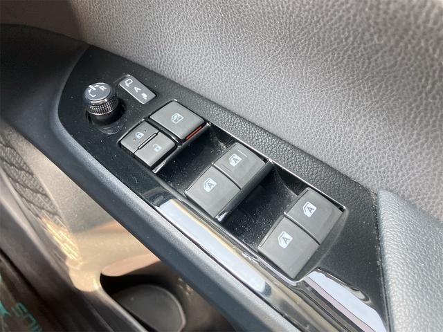 プリウス Ａツーリングセレクション　ＢＬＵＥＴＯＯＴＨ　Ｃソナー　ＵＳＢ入力　シートＨ　レーンキープ　スマキー　イモビライザー　バックモニター　クルコン　ＬＥＤヘッドライト　ＤＶＤ視聴可　ＥＴＣ　ナビＴＶ　メモリーナビゲーション　ＡＡＣ（50枚目）