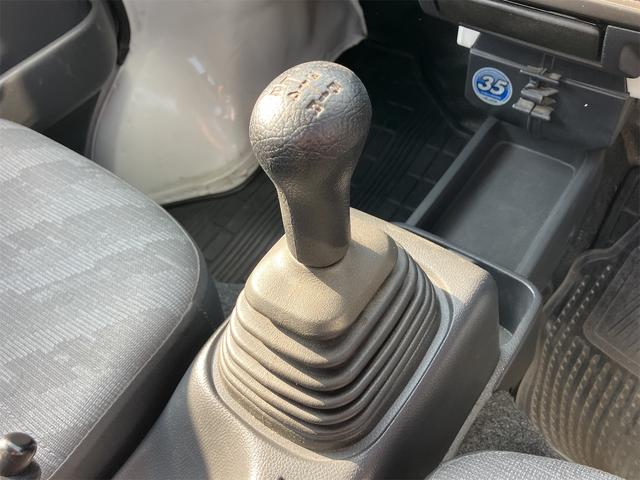 キャリイトラック ＫＣ　軽トラック　ＭＴ　エアコン　パワーステアリング（30枚目）