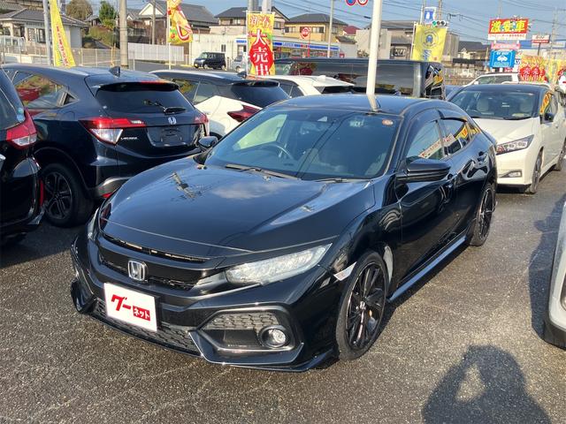 シビック ハッチバック　ドライブレコーダー　ＥＴＣ　レーンアシスト　オートクルーズコントロール　衝突被害軽減システム　バックカメラ　アルミホイール　オートライト　ＬＥＤヘッドランプ　ＣＶＴ　シートヒーター　スマートキー（12枚目）