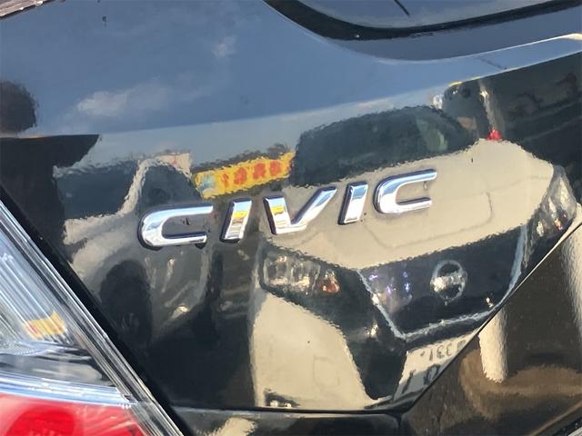 シビック ハッチバック　ドライブレコーダー　ＥＴＣ　レーンアシスト　オートクルーズコントロール　衝突被害軽減システム　バックカメラ　アルミホイール　オートライト　ＬＥＤヘッドランプ　ＣＶＴ　シートヒーター　スマートキー（22枚目）