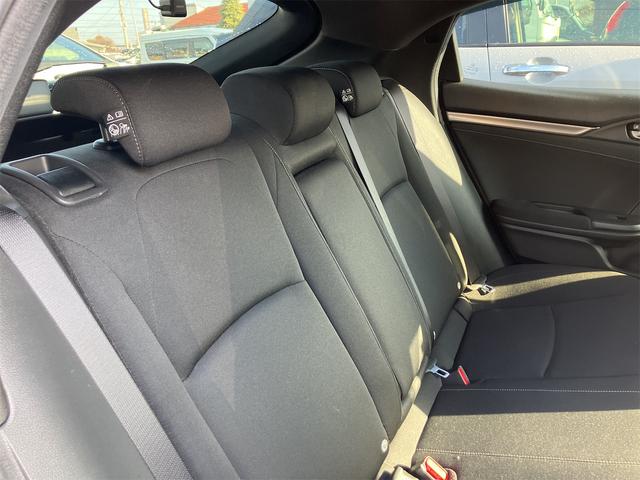 シビック ハッチバック　ドライブレコーダー　ＥＴＣ　レーンアシスト　オートクルーズコントロール　衝突被害軽減システム　バックカメラ　アルミホイール　オートライト　ＬＥＤヘッドランプ　ＣＶＴ　シートヒーター　スマートキー（47枚目）