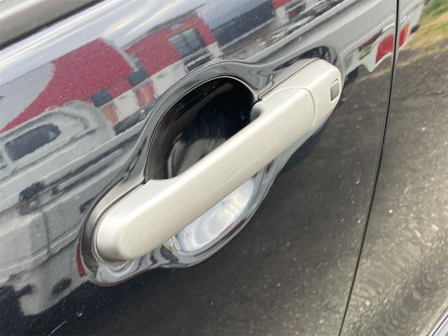 ワゴンＲ ２０周年記念車　ＥＴＣ　バックカメラ　ナビ　ＴＶ　衝突被害軽減システム　オートライト　ＨＩＤ　スマートキー　アイドリングストップ　電動格納ミラー　シートヒーター　ベンチシート　ＣＶＴ　盗難防止システム　ＡＢＳ　ＥＳＣ（26枚目）