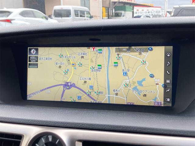 �i�r�t�������s��h���C�u���y�����ЂƎ��I���߂Ă̓��ł��������ƂȂ��G�X�R�[�g���Ă���܂��B