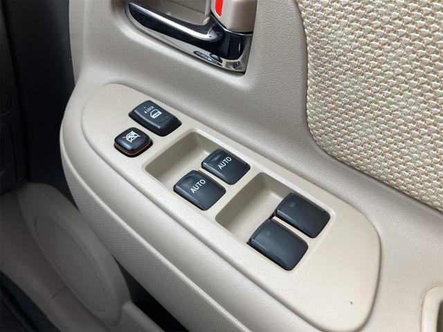 シエンタ Ｇ　ドライブレコーダー　ＥＴＣ　両側スライド・片側電動　電動格納ミラー　３列シート　ＣＶＴ　ＣＤ　衝突安全ボディ　ＡＢＳ　エアコン　パワーステアリング　パワーウィンドウ（9枚目）